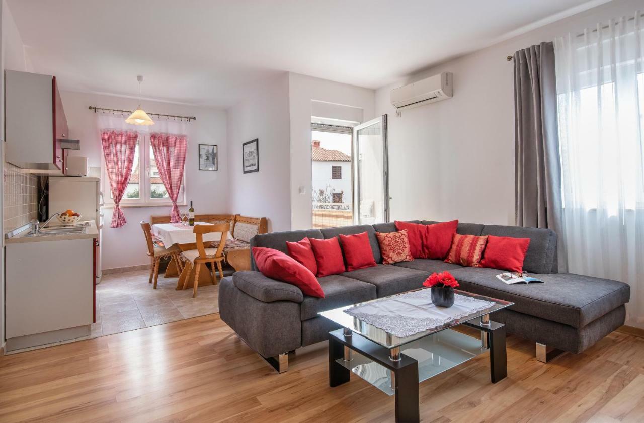 Apartment Bordeaux 29 ロヴィニ エクステリア 写真