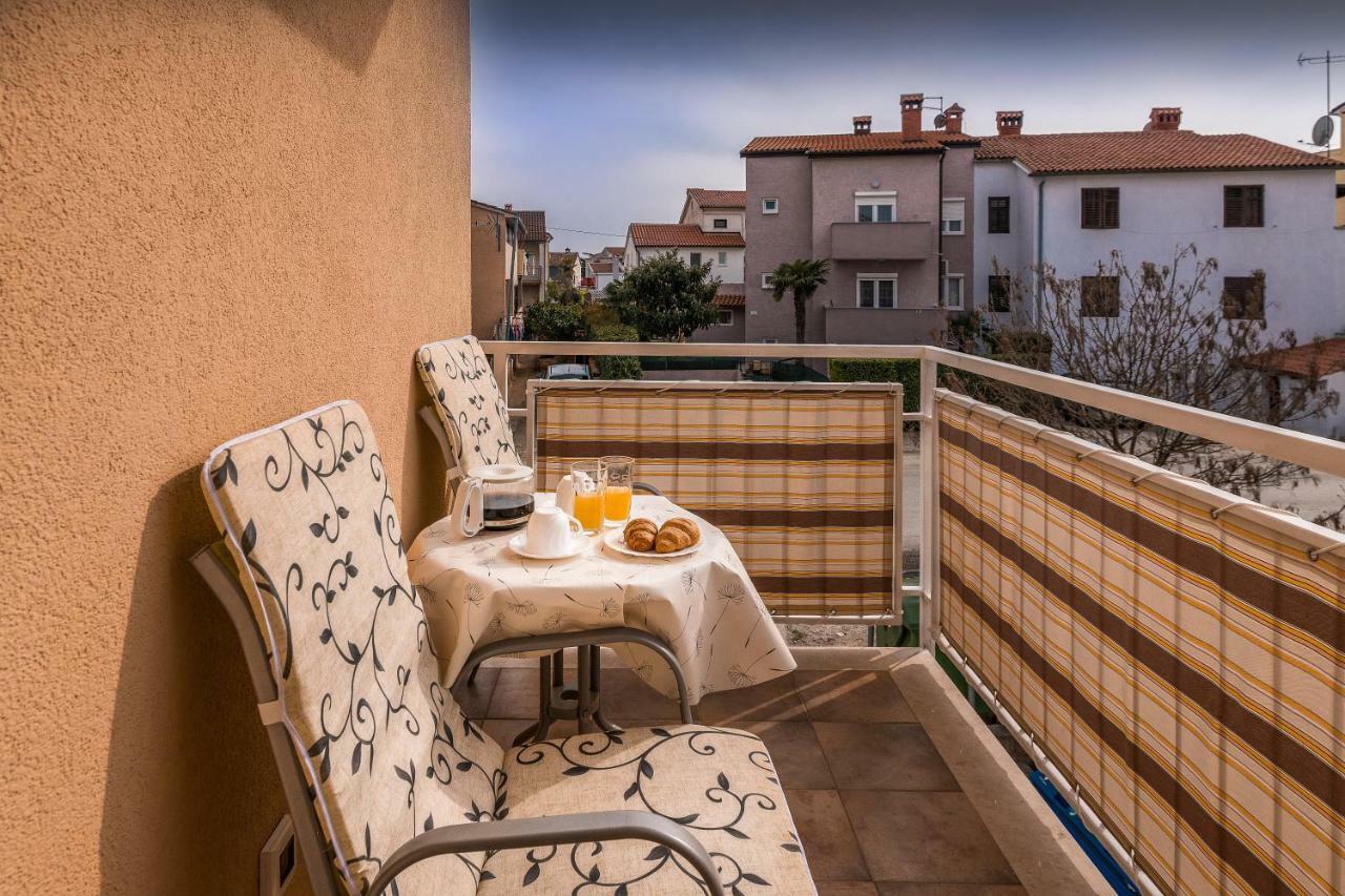 Apartment Bordeaux 29 ロヴィニ エクステリア 写真